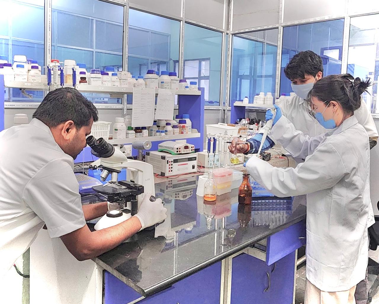 Molecular Biology Research Lab