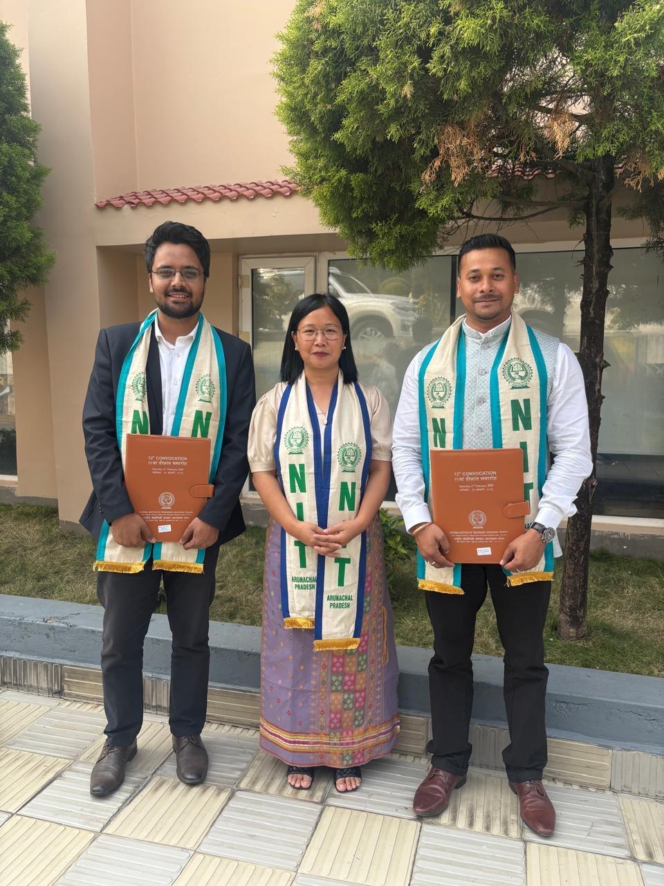 HoD and Newly Conferred Doctorates from the Department image 1